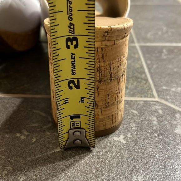 Aerosoles White Leather Cassy Platform Sandals Size 10 1/2. - Picture 3 of 9